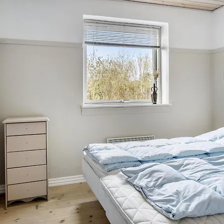 Three-bedroom In Hurup Thy Doverodde