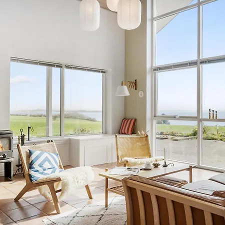 Three-bedroom In Hurup Thy Semesterbostad